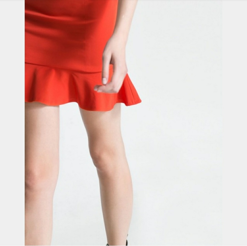 ZARA TUBE DRESS WITH RUFFLE HEM - Picture 3 of 7